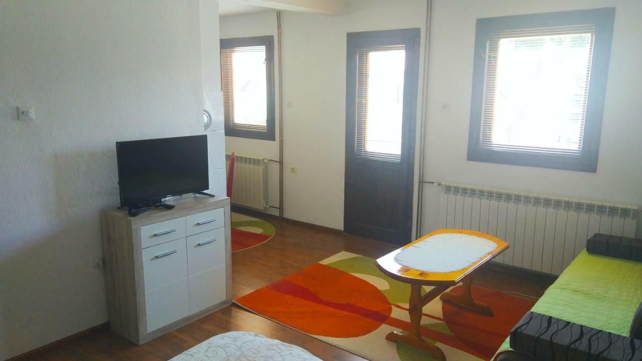 Lakicevic Apartment